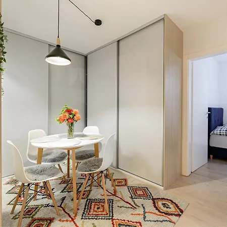 Alipasino With Two Bedrooms *