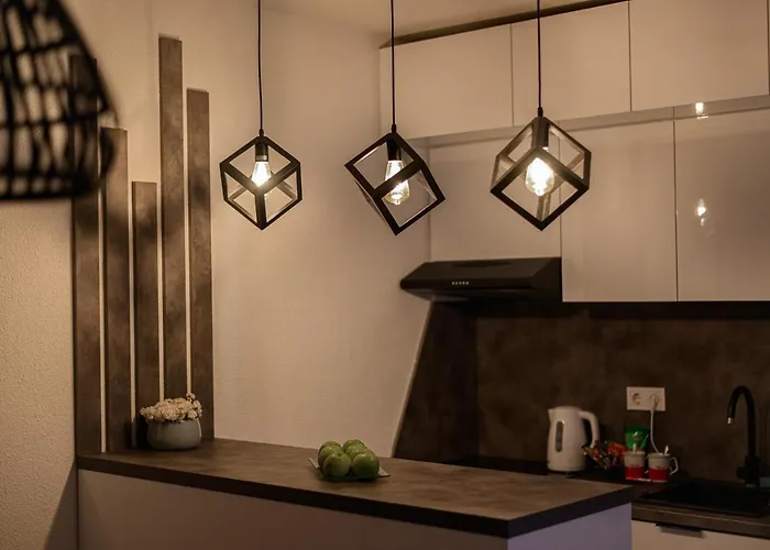 Alipasino With Two Bedrooms דירה