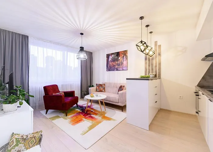 Alipasino With Two Bedrooms דירה *