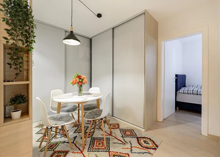 Alipasino With Two Bedrooms *